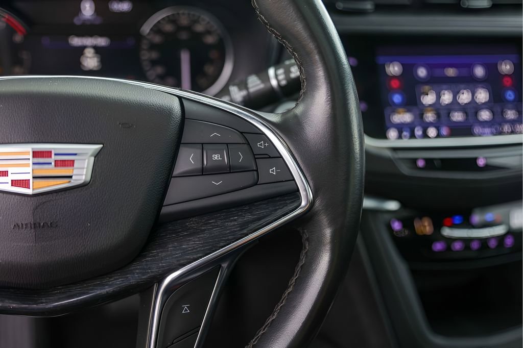 Used 2021 Cadillac XT5 Premium Luxury FWD image 16