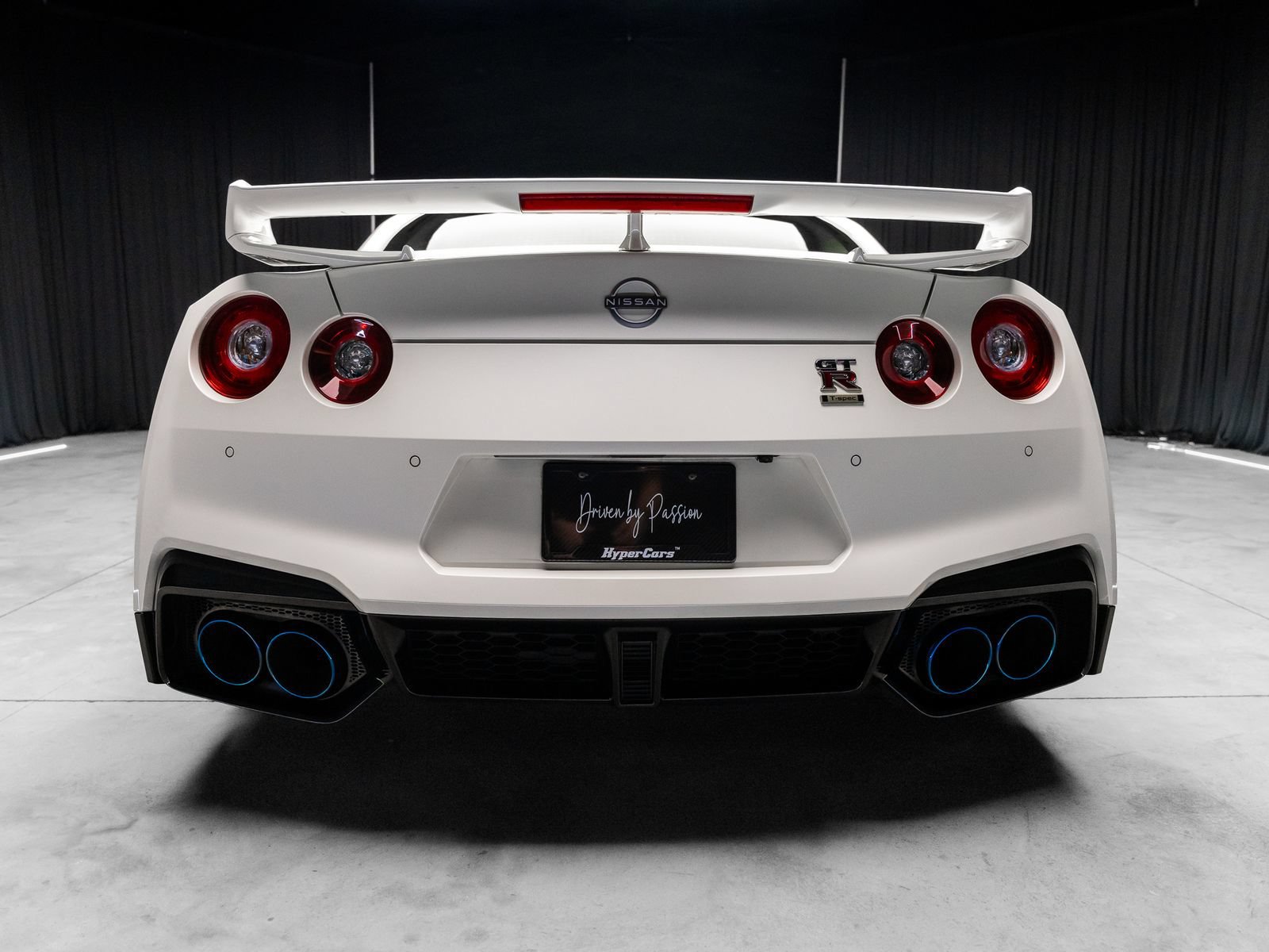 Used 2024 Nissan GT-R w/ Floor Mat Package AWD/4WD image 31
