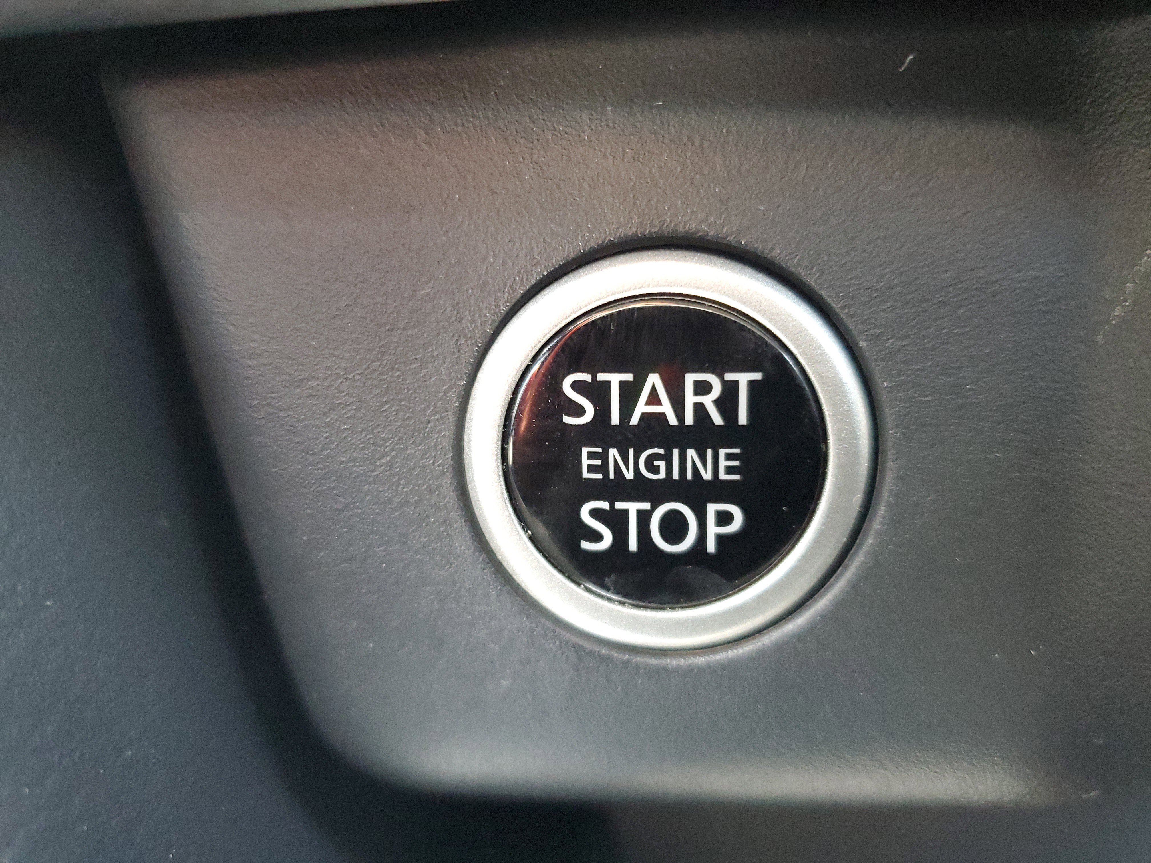 Certified 2023 Nissan Rogue SV image 22