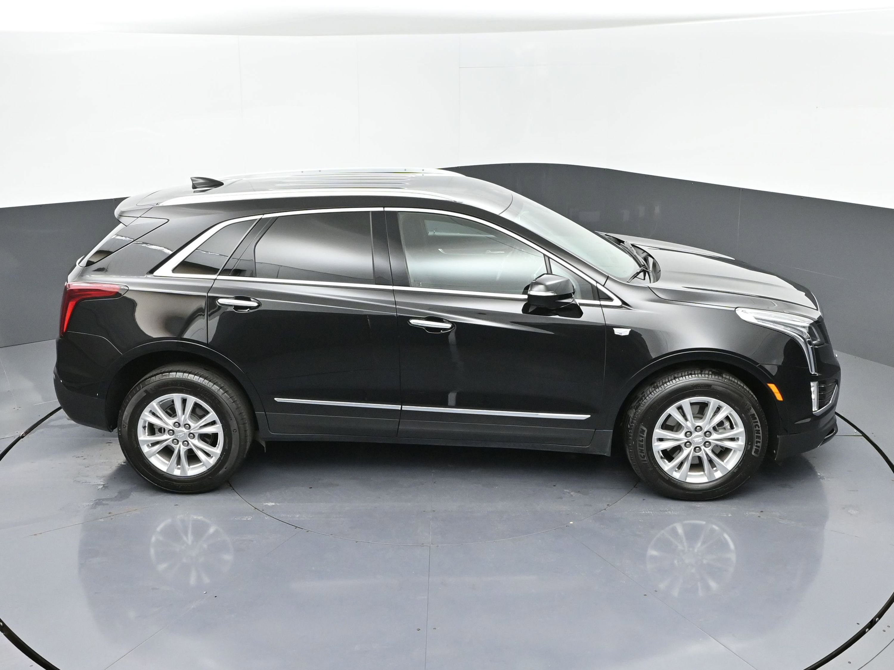 Used 2024 Cadillac XT5 Luxury w/ LPO, Floor Liner Package image 42