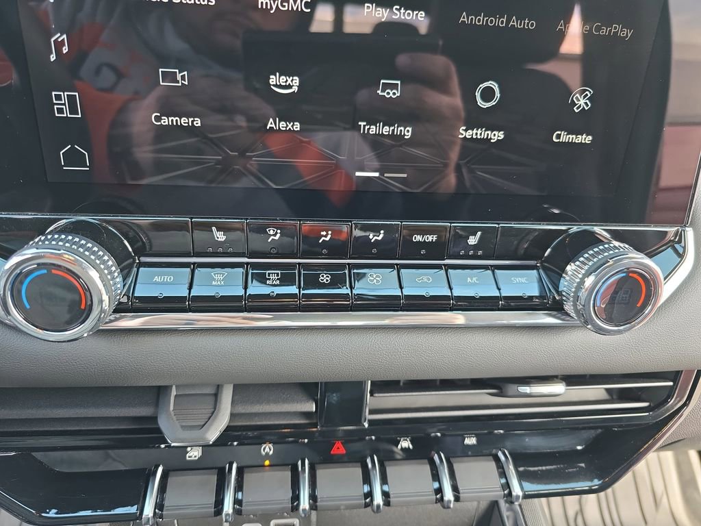 Used 2025 GMC Canyon Elevation w/ Convenience Package image 22