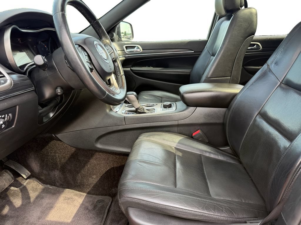 Used 2019 Jeep Grand Cherokee Limited w/ Luxury Group II AWD/4WD image 9