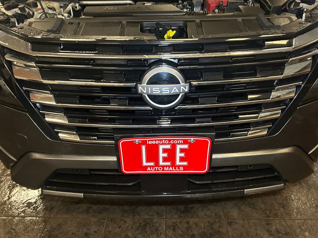 Used 2026 Nissan Rogue SL image 25