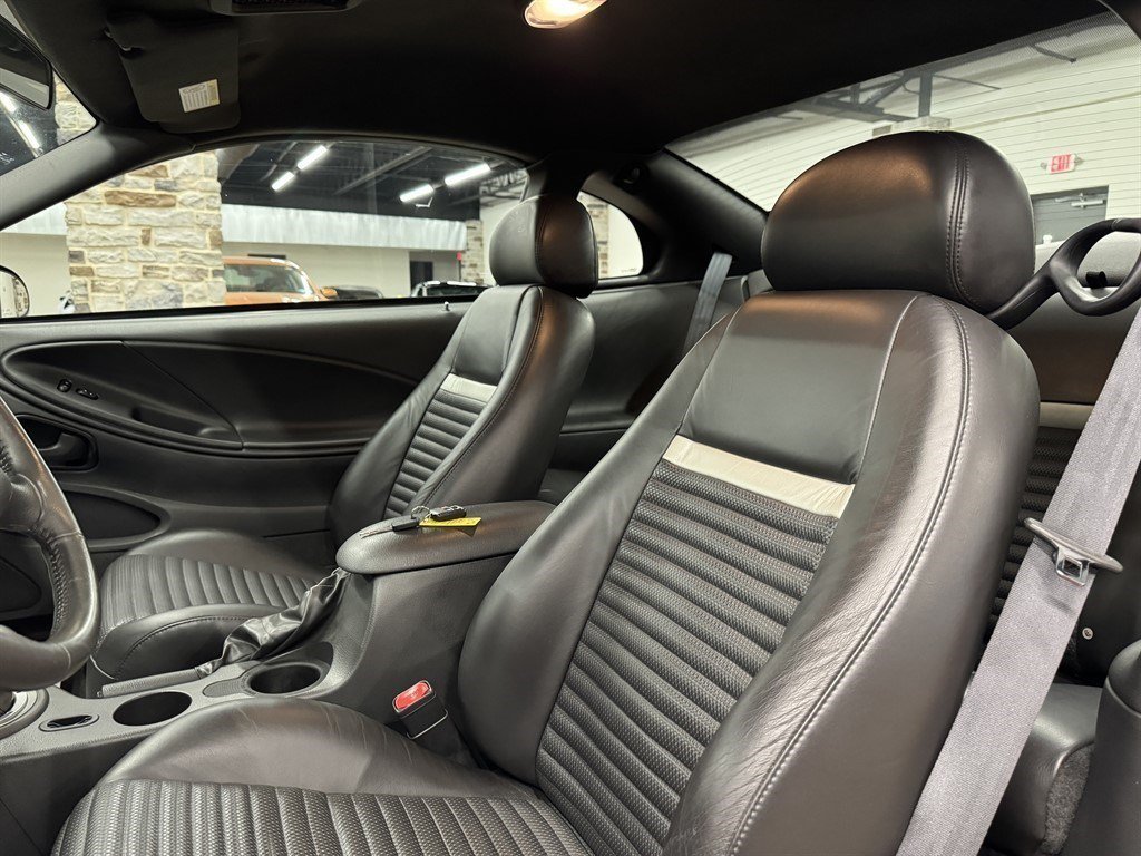 Used 2003 Ford Mustang Mach 1 RWD image 21