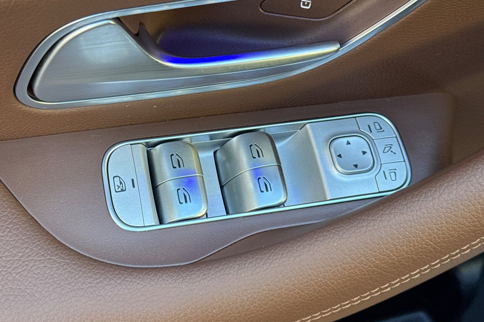 Used 2024 Mercedes-Benz GLE 350 4MATIC image 26