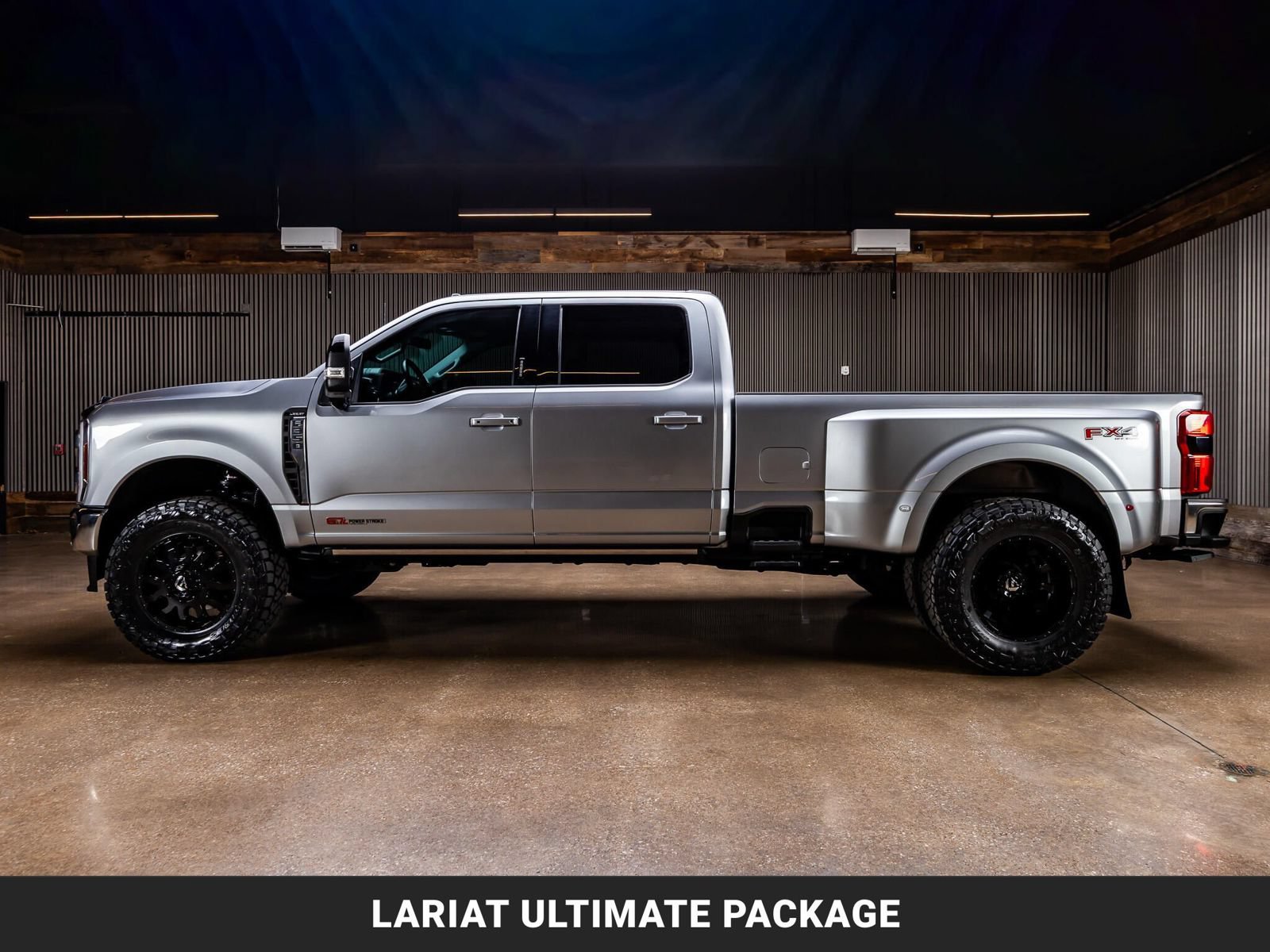 Used 2024 Ford F350 Lariat w/ Lariat Ultimate Package AWD/4WD image 6