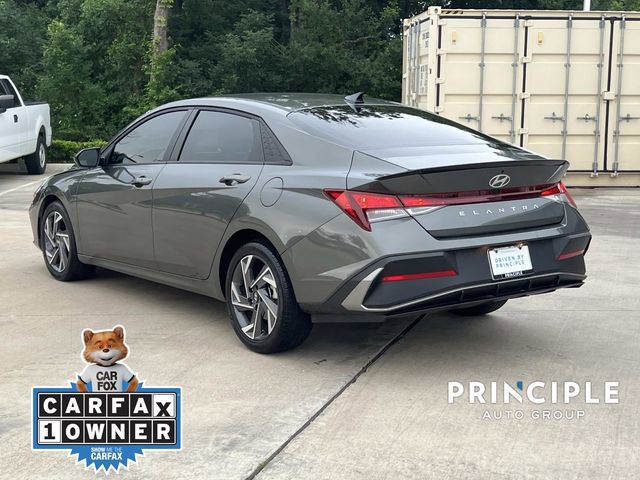 Used 2025 Hyundai Elantra Sport FWD image 10