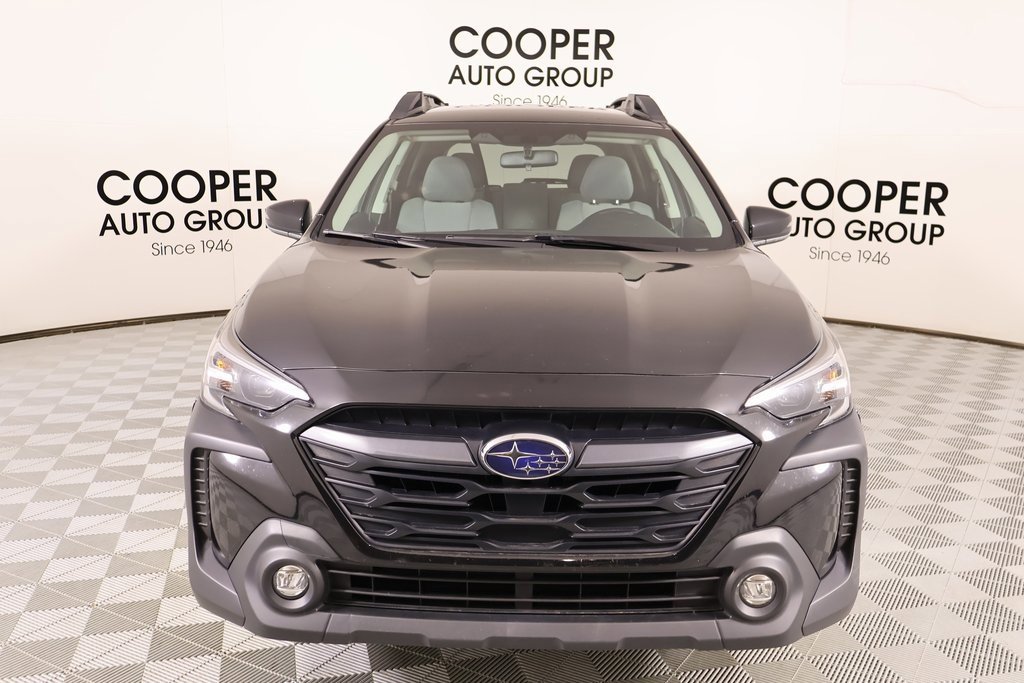 Used 2023 Subaru Outback Premium image 9