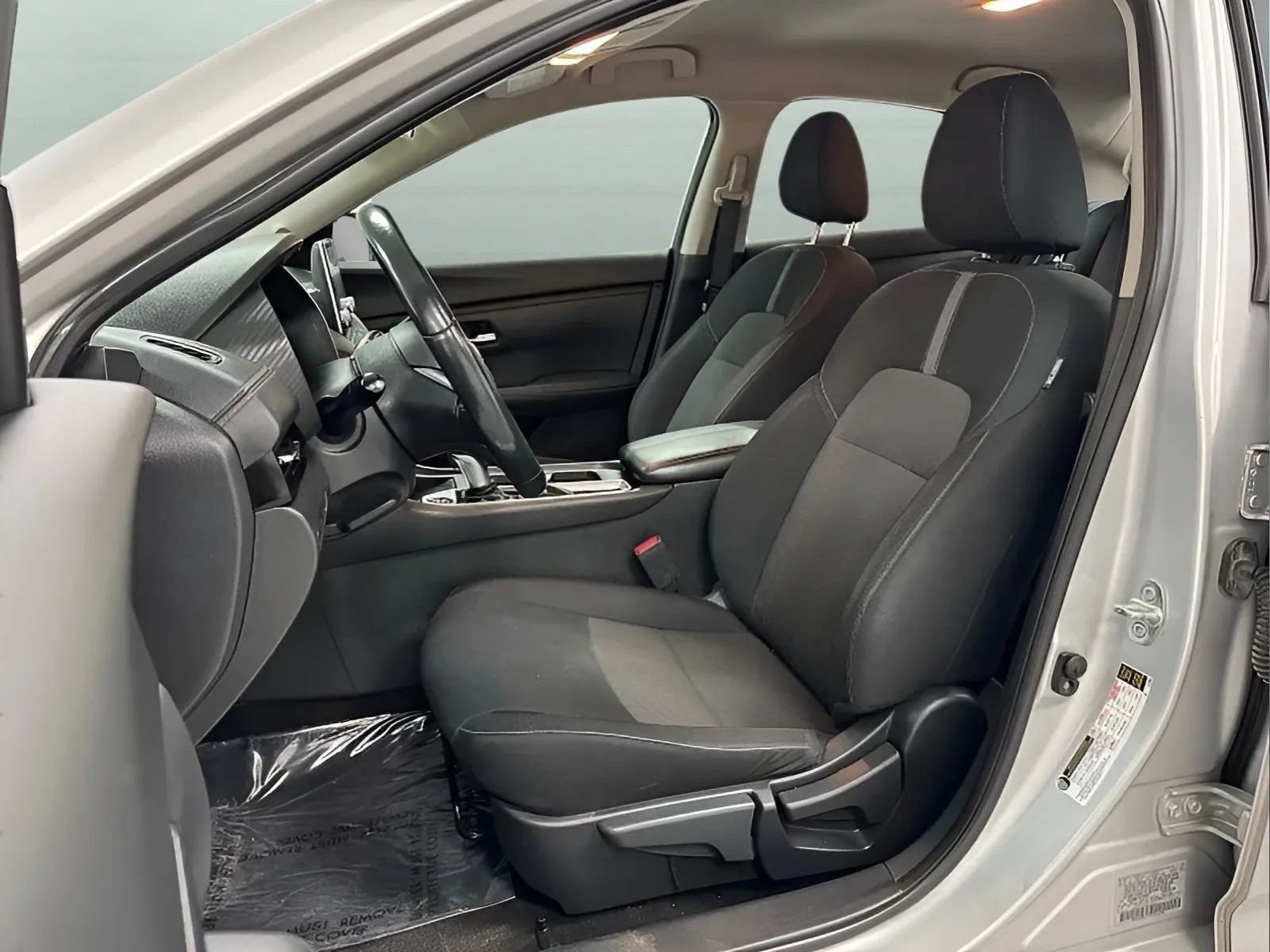 Used 2022 Nissan Sentra SV FWD image 10