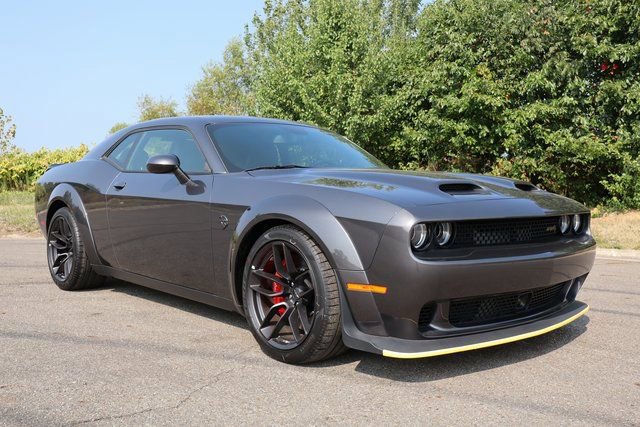 Used 2023 Dodge Challenger SRT Hellcat Widebody image 3