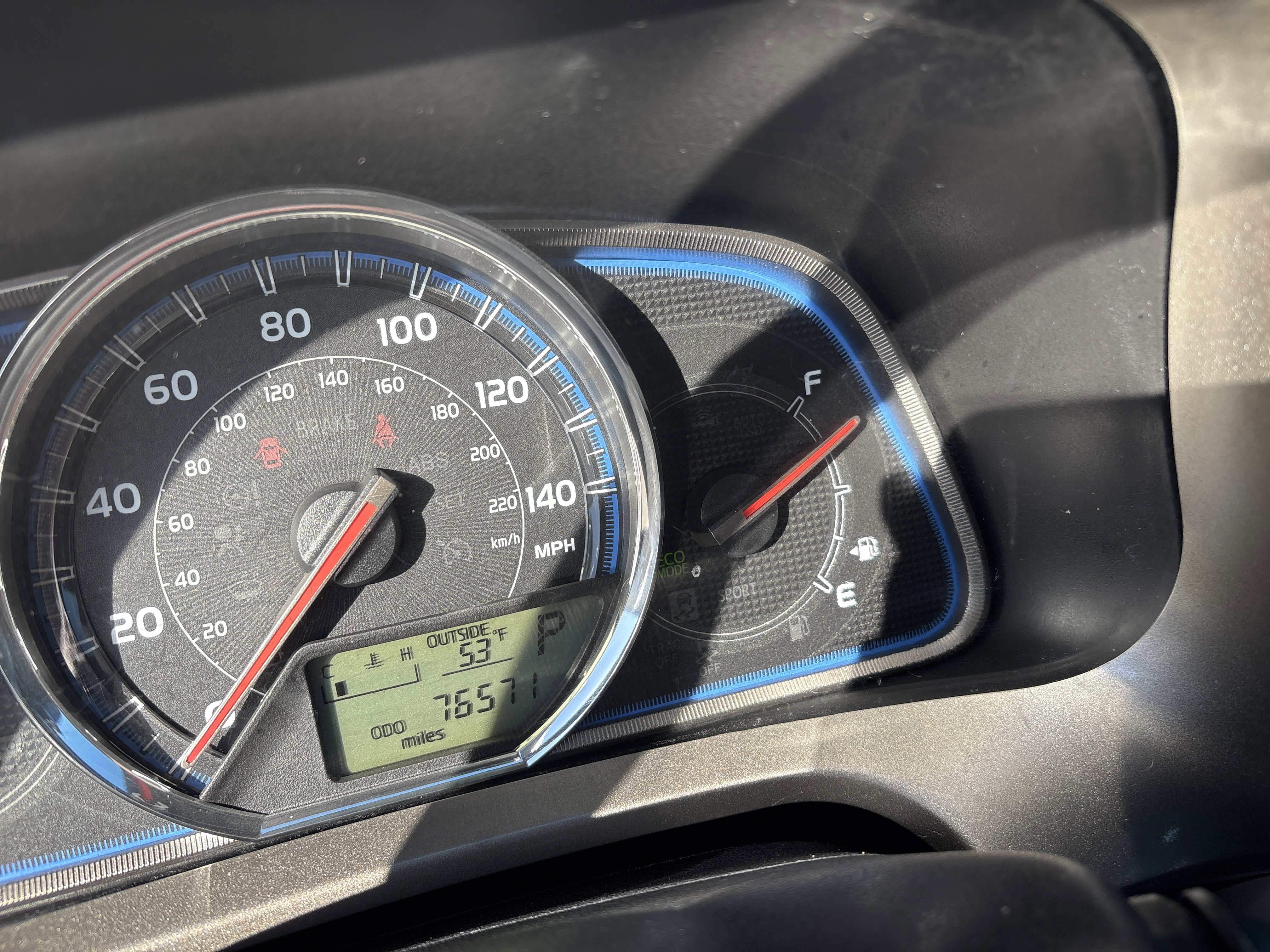 Used 2015 Toyota RAV4 Limited image 9