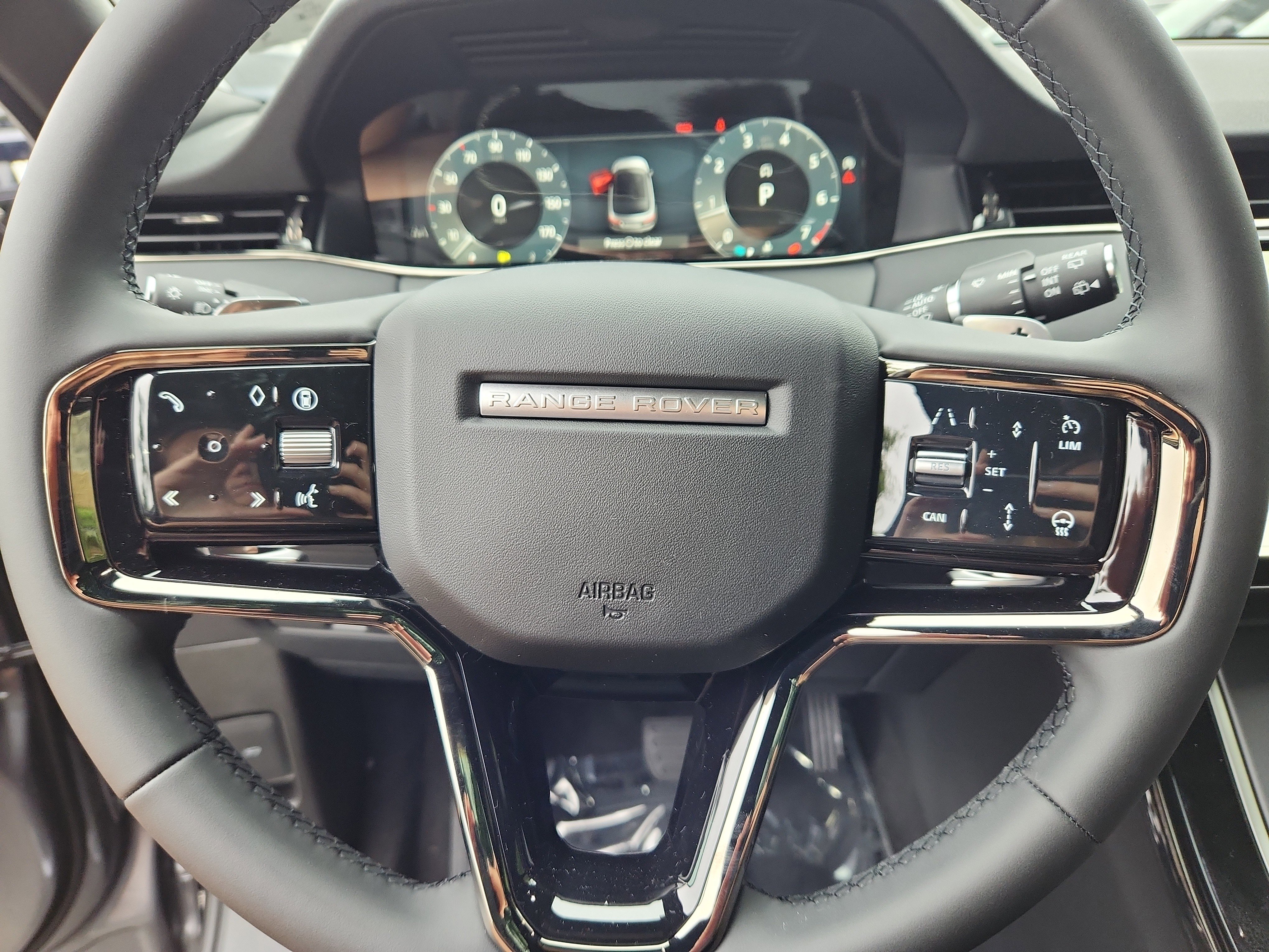 New 2026 Land Rover Range Rover Evoque S image 18