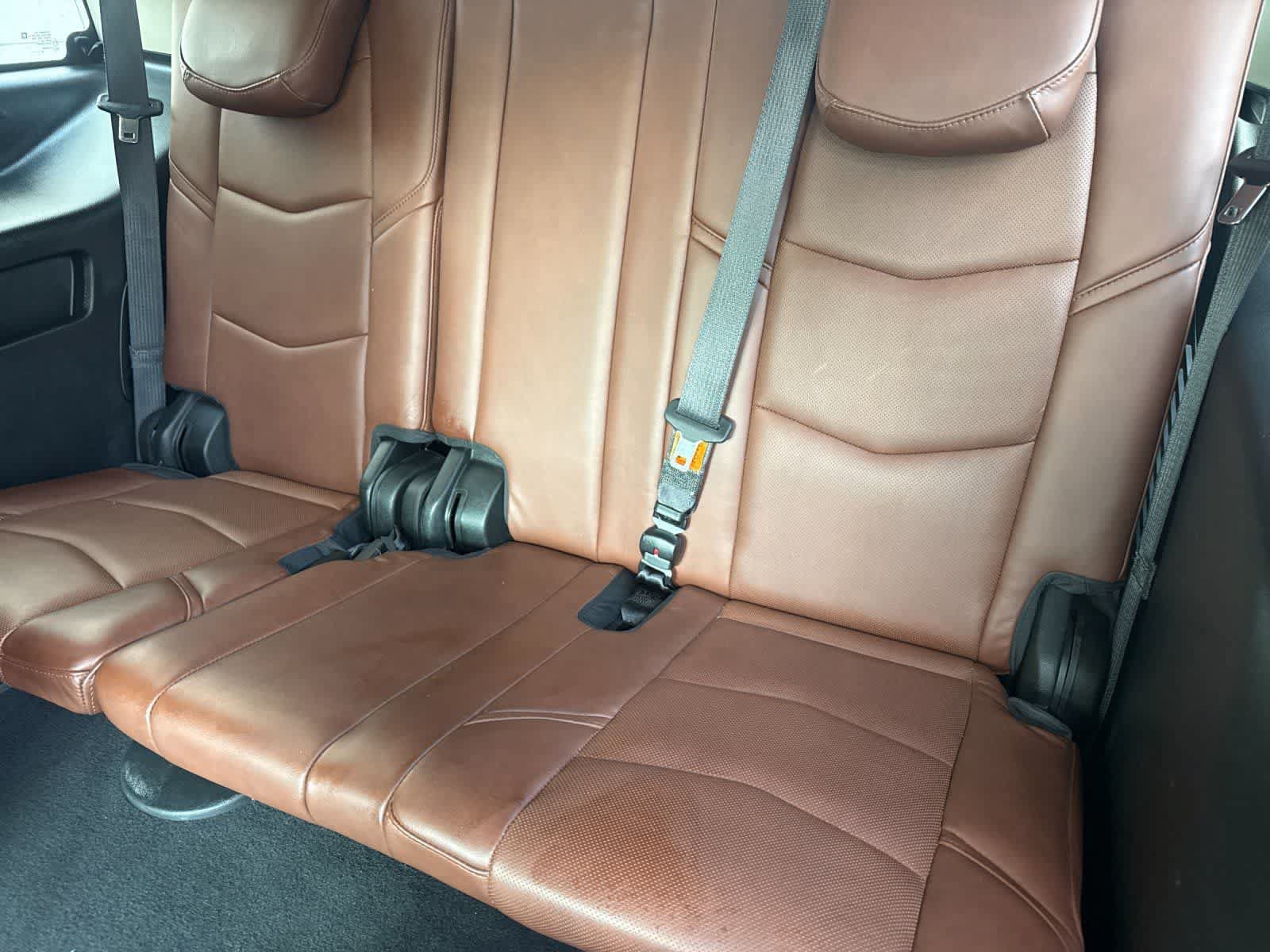 Used 2020 Cadillac Escalade Premium Luxury AWD/4WD image 15