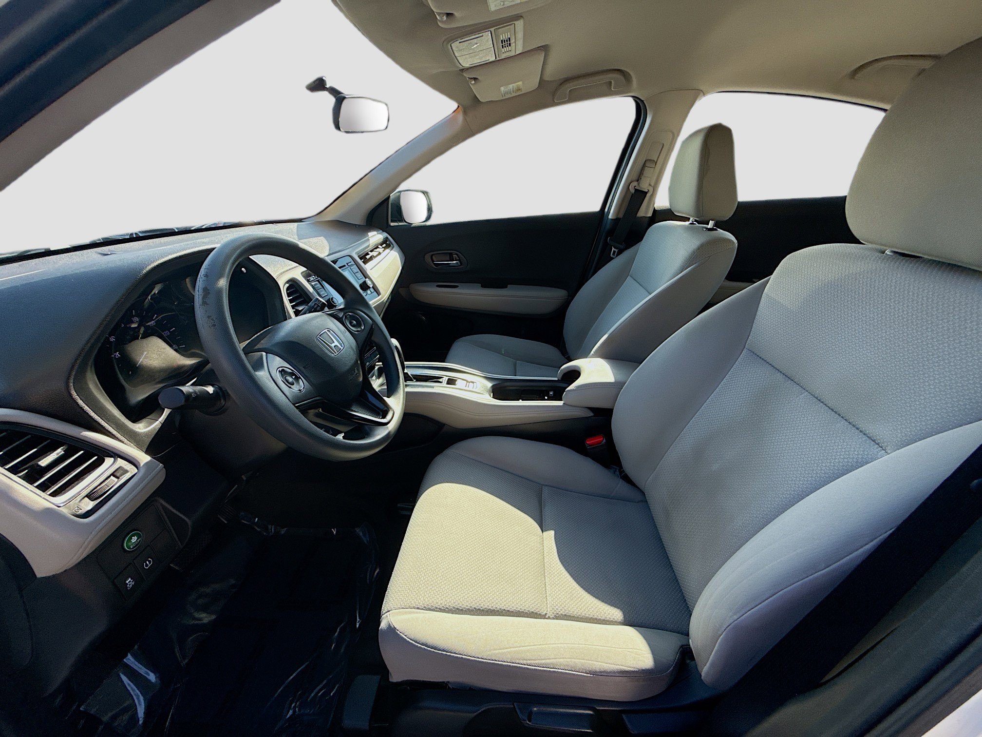 Used 2022 Honda HR-V LX image 18