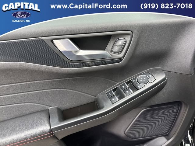 Used 2024 Ford Escape ST-Line image 20