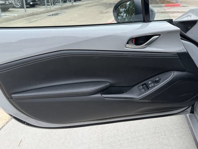 Certified 2026 MAZDA MX-5 Miata Club RWD image 10
