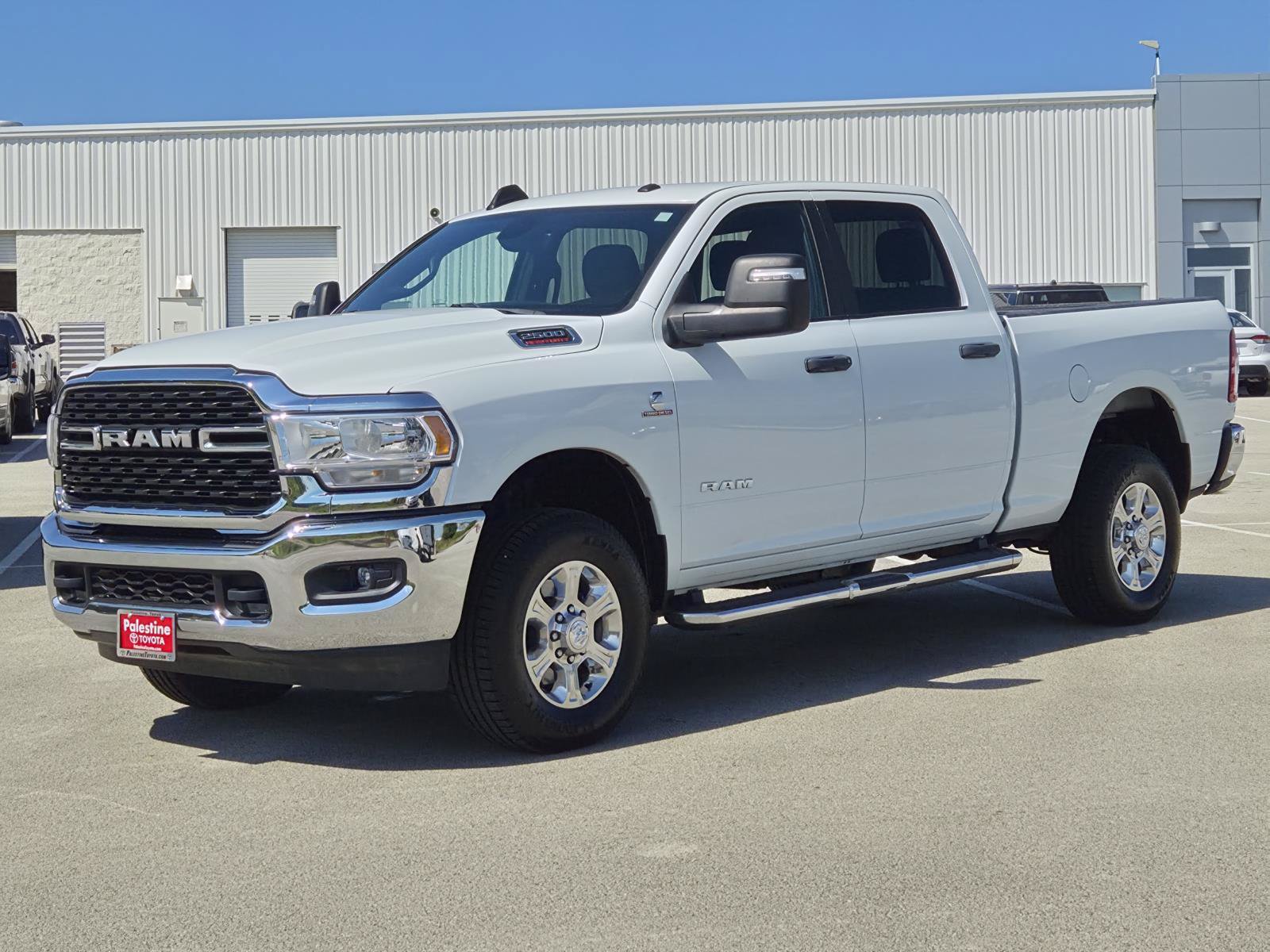 Used 2024 RAM 2500 Big Horn AWD/4WD image 3