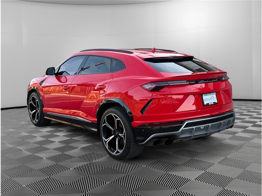 Used 2019 Lamborghini Urus AWD/4WD image 3