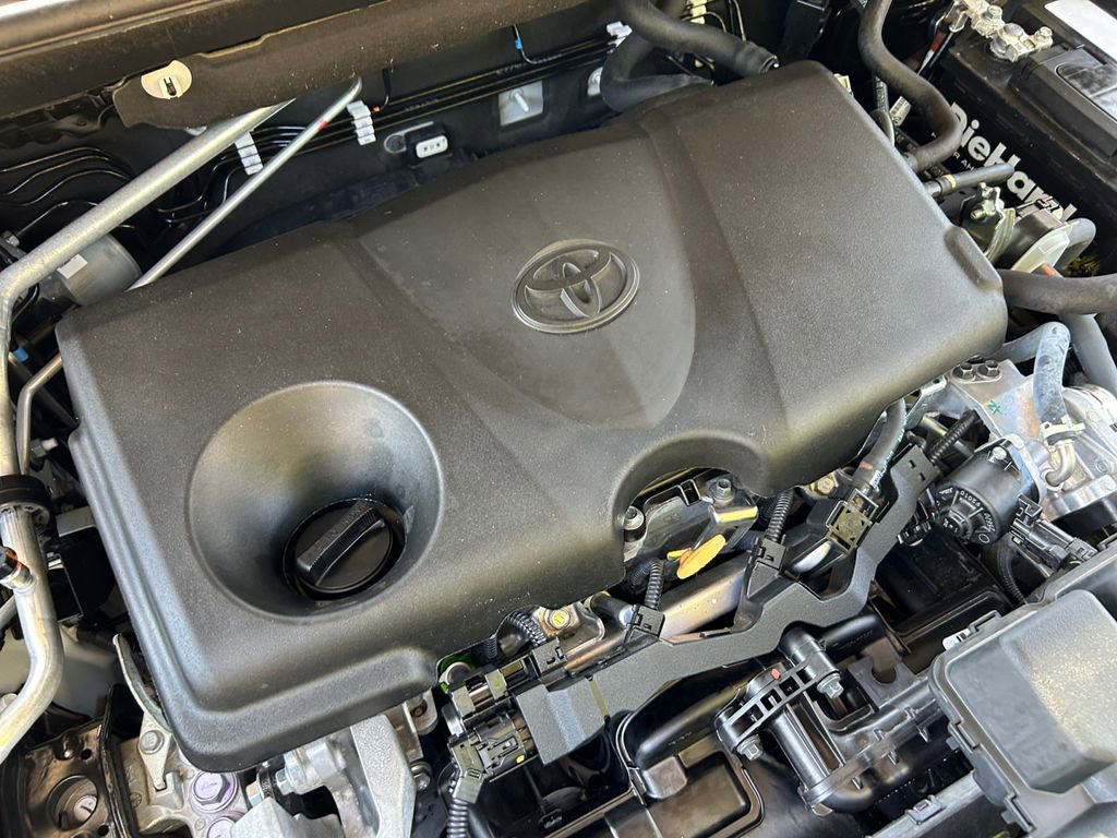 Used 2023 Toyota RAV4 Adventure image 30