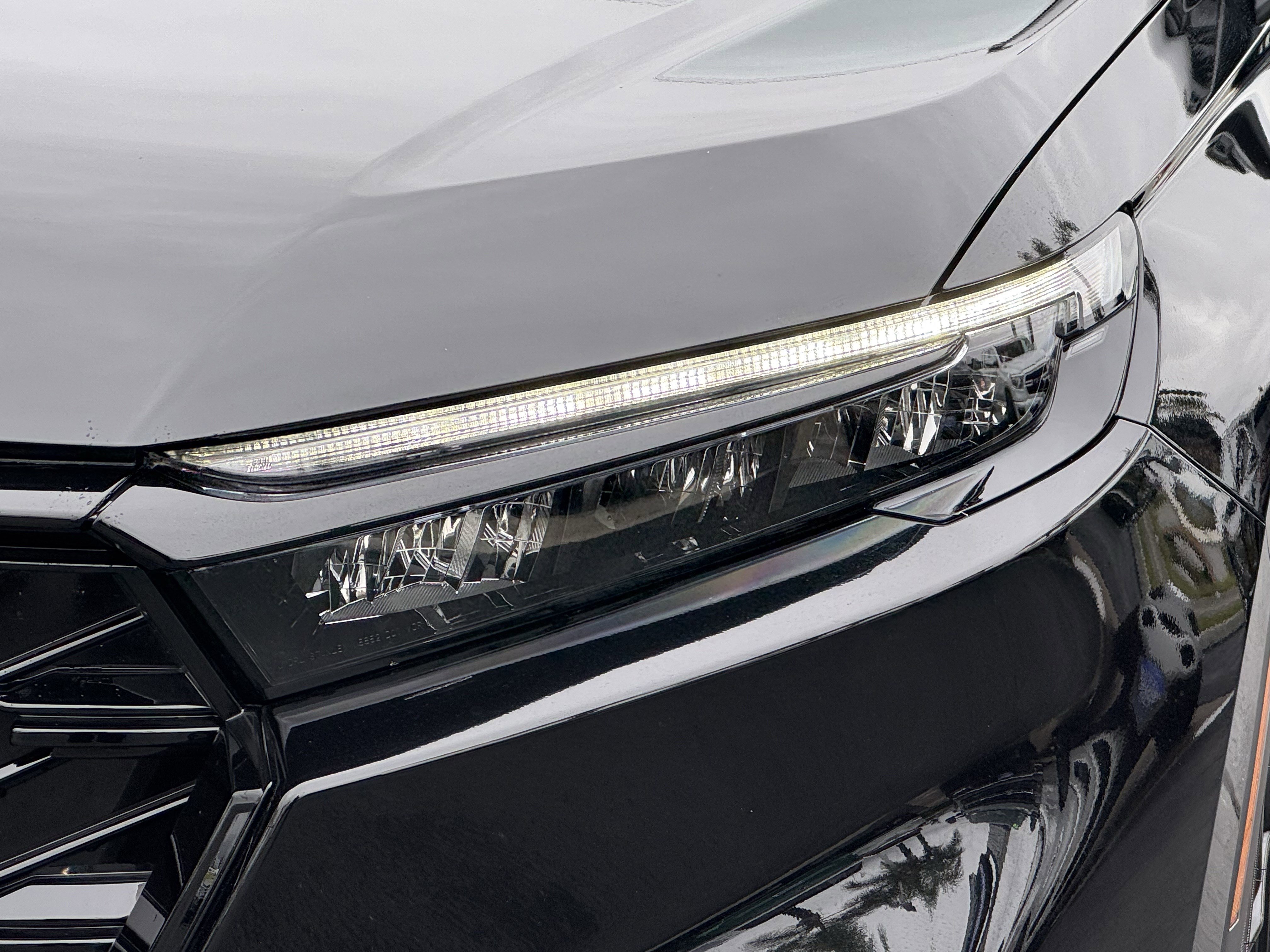 Used 2025 Honda CR-V Sport-L image 6