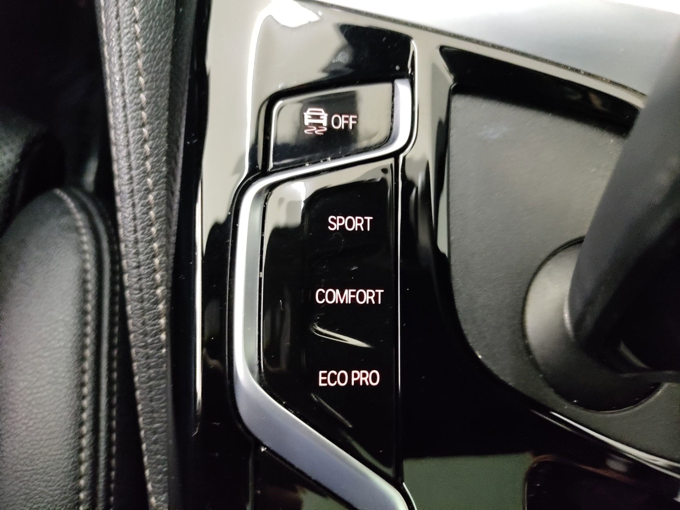 Certified 2023 BMW 540i w/ M Sport Package image 26