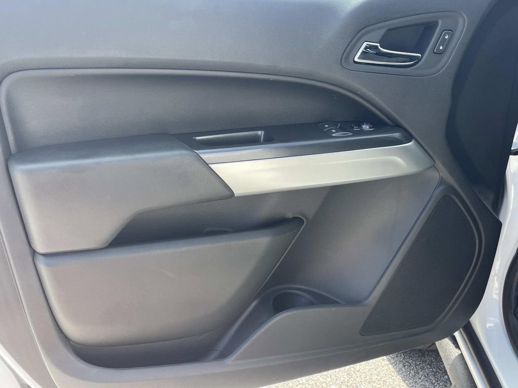 Used 2022 Chevrolet Colorado LT w/ LT Convenience Package RWD image 14