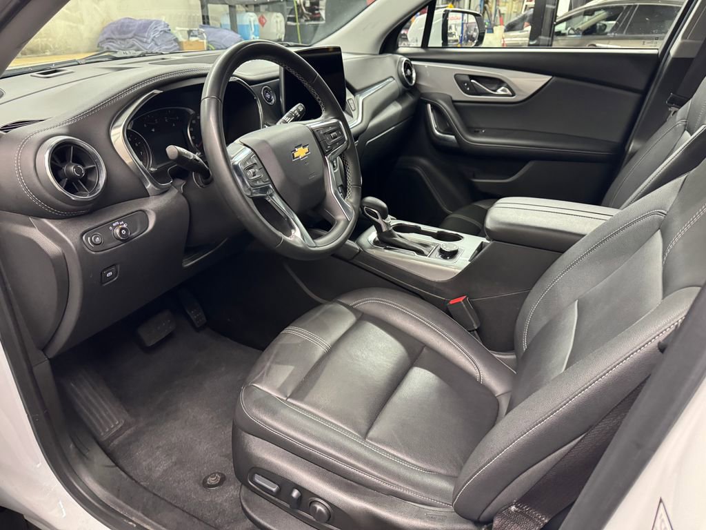 Used 2024 Chevrolet Blazer LT image 13