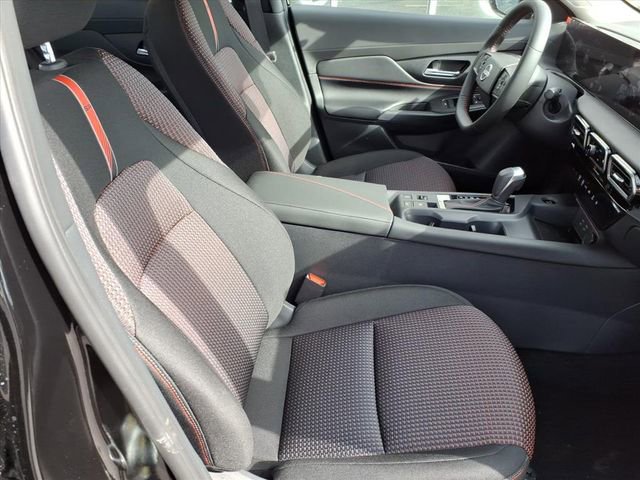 New 2026 Nissan Sentra SR image 17