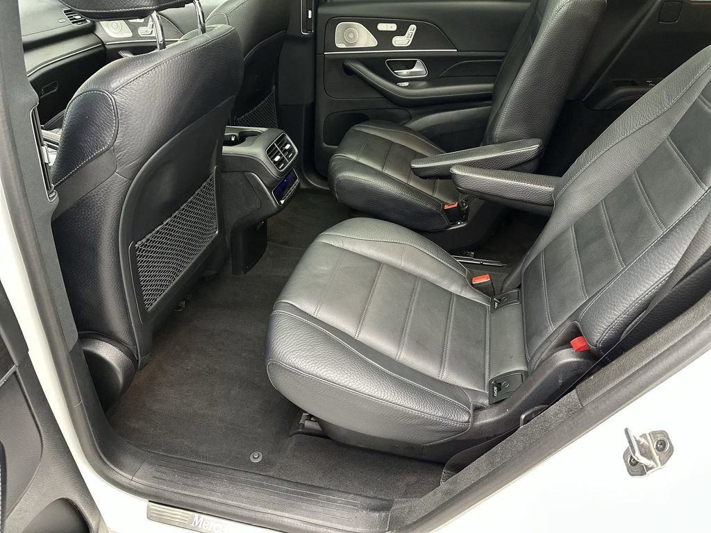Used 2021 Mercedes-Benz GLS 450 4MATIC image 23