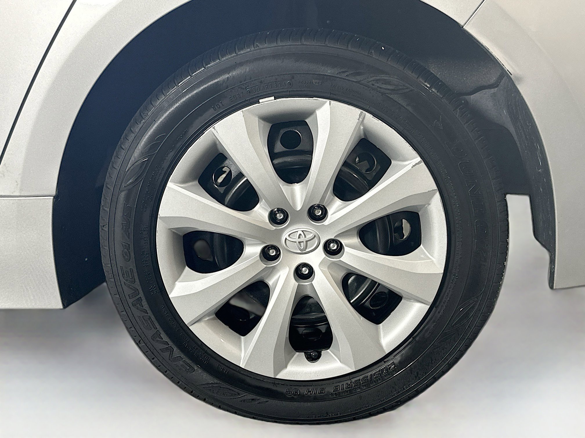 Used 2025 Toyota Corolla LE image 11