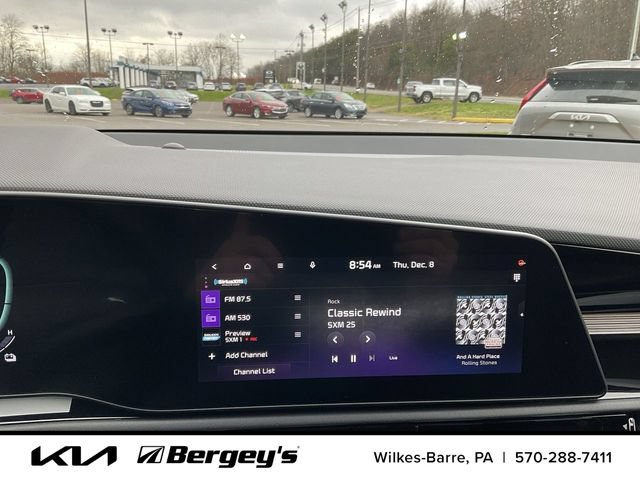 Certified 2023 Kia Niro EX FWD image 8