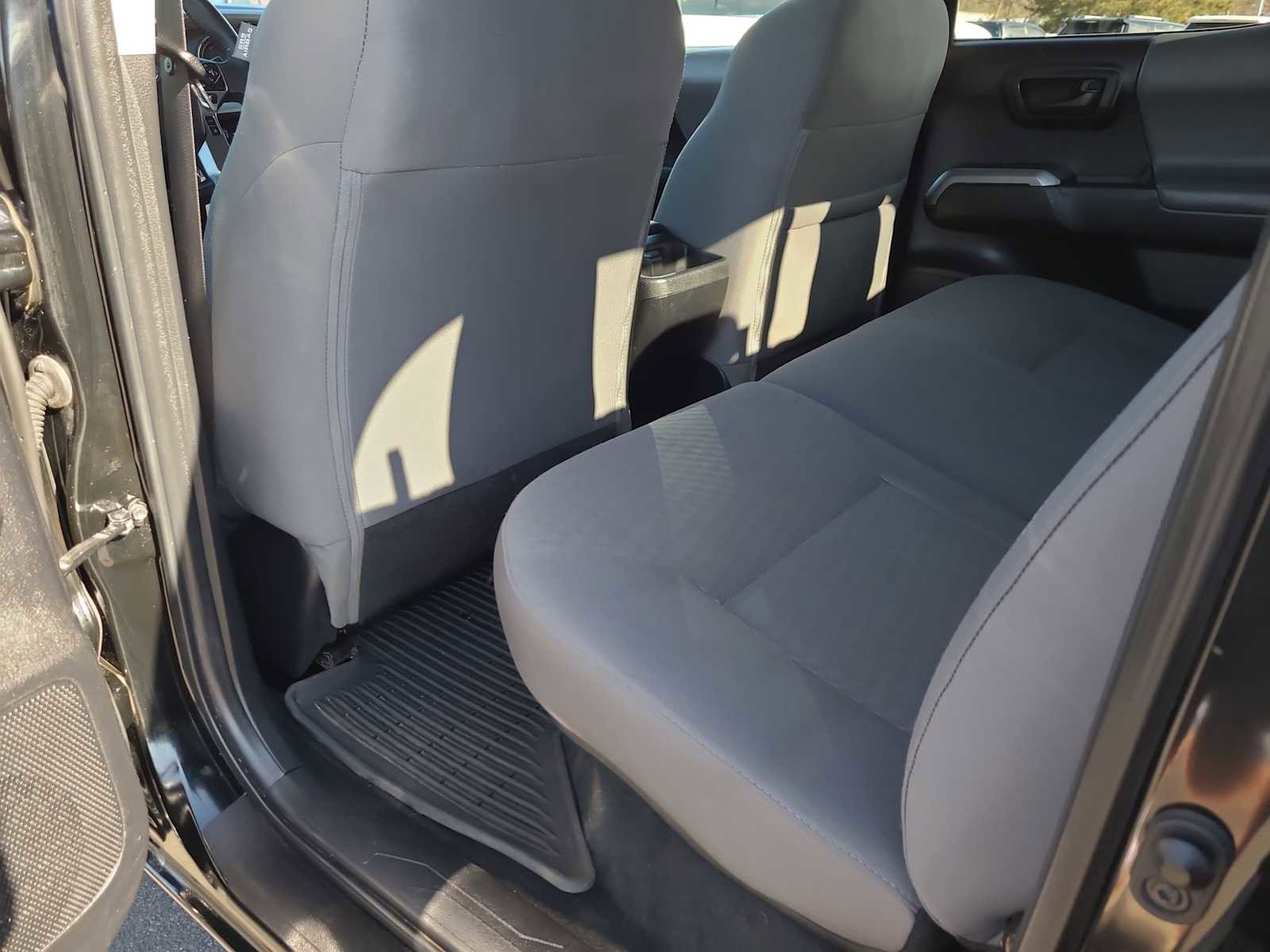 Used 2022 Toyota Tacoma SR5 image 20