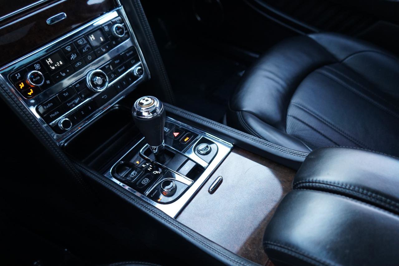 Used 2019 Bentley Mulsanne image 40