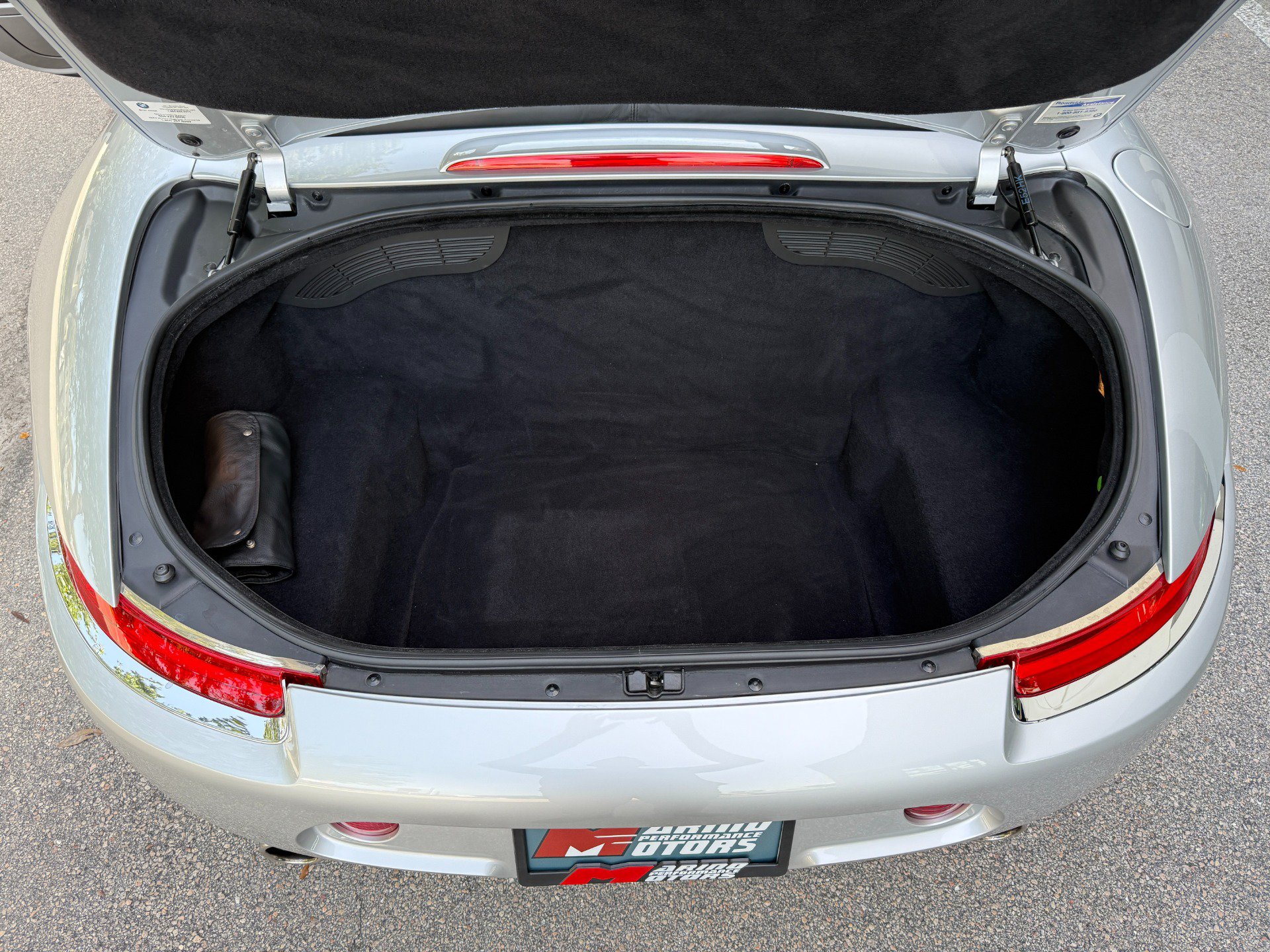Used 2002 BMW Z8 RWD image 30