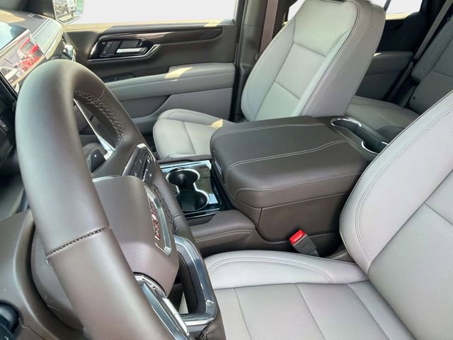 New 2026 GMC Yukon Elevation image 20