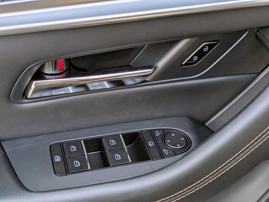 New 2026 MAZDA CX-90 Plug-In Hybrid w/ Premium Plus image 12