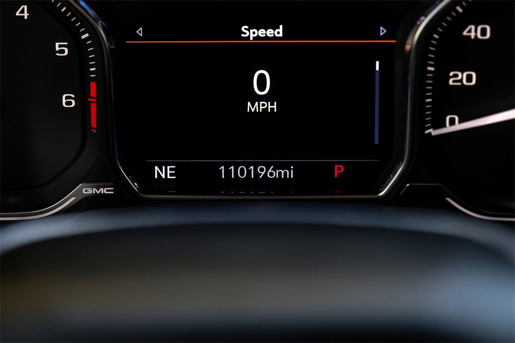 Used 2021 GMC Yukon XL SLT image 16