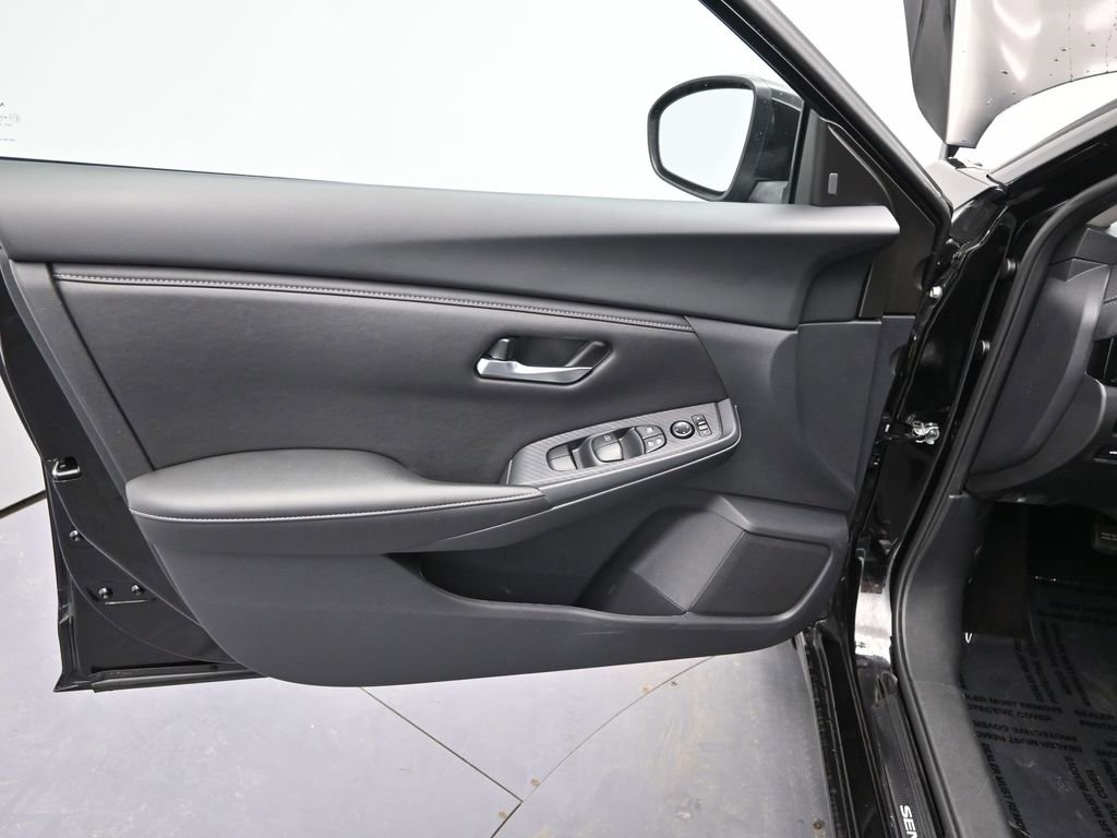 Used 2025 Nissan Sentra SV w/ All-Weather Package image 17