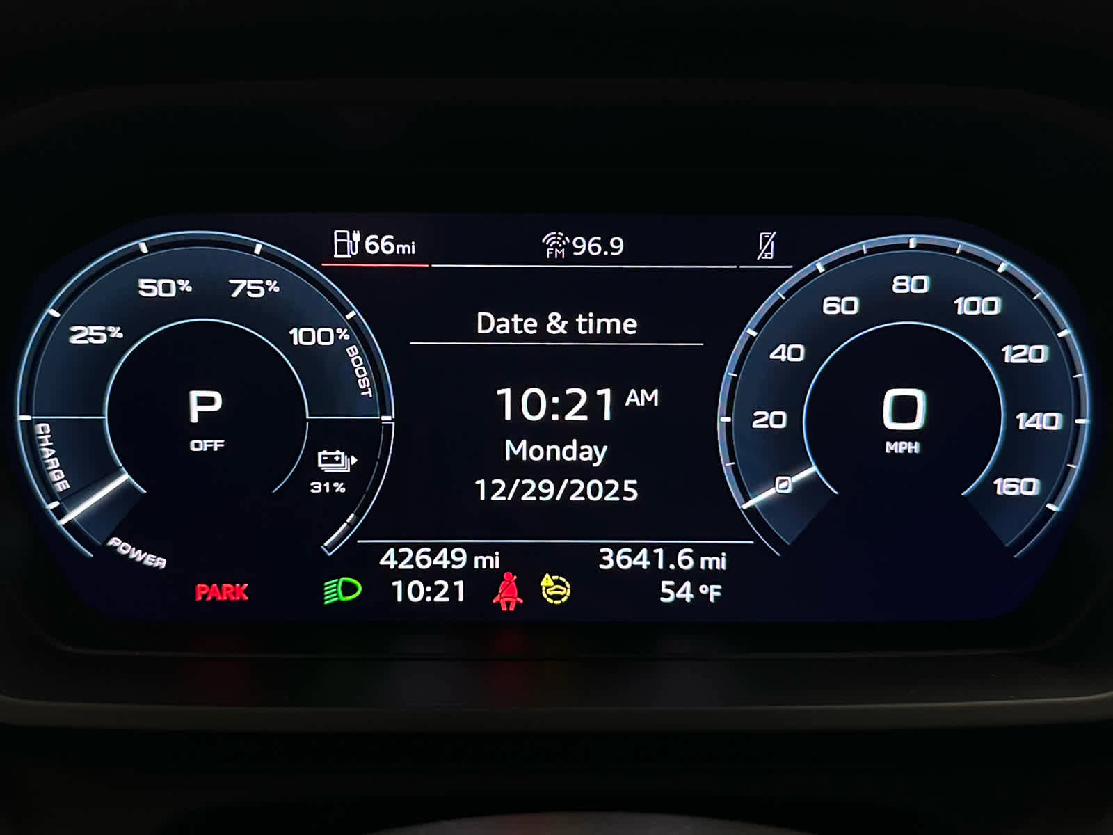 Used 2023 Audi Q4 e-tron Premium w/ Convenience Package image 27