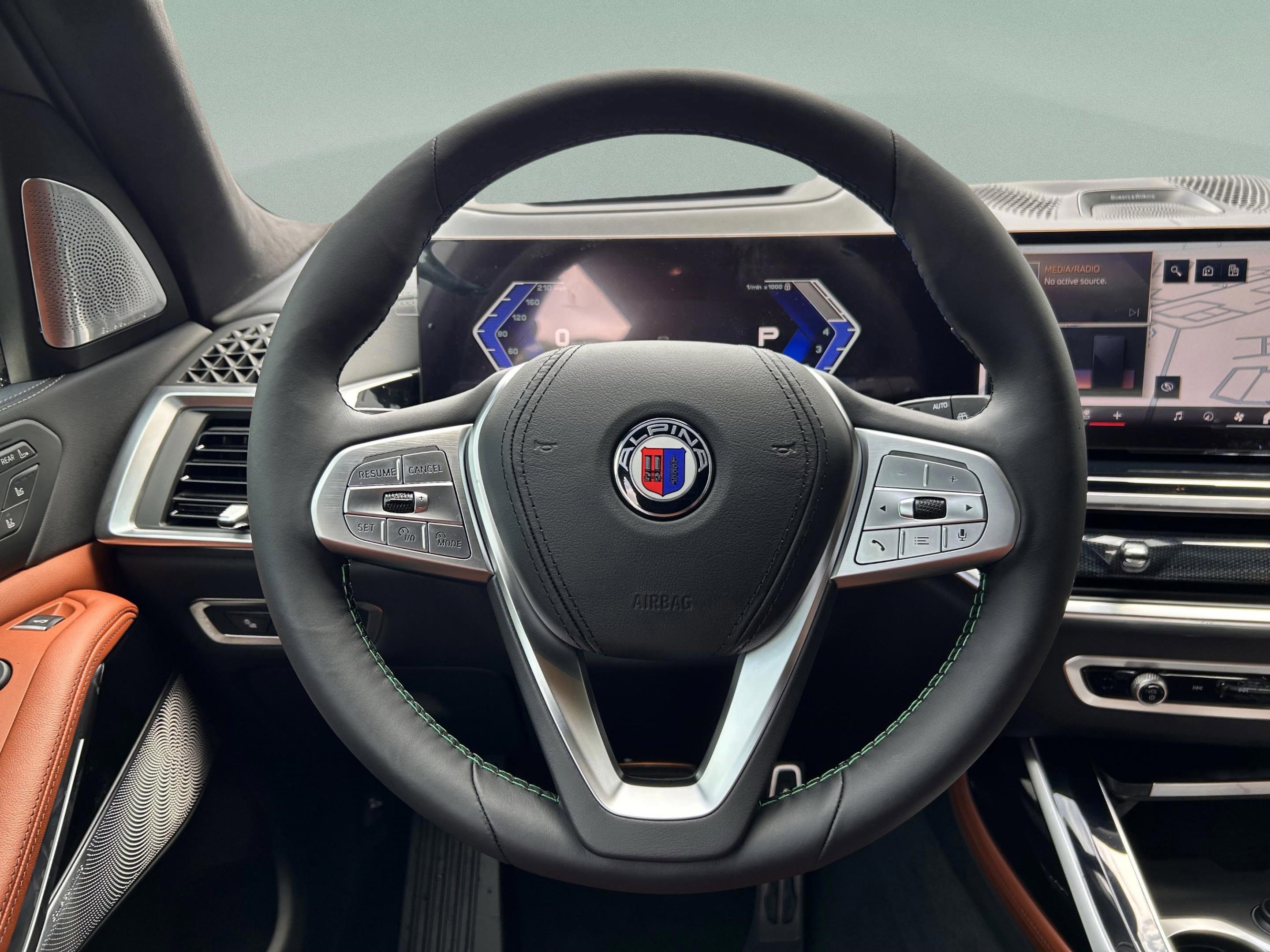 Used 2026 BMW ALPINA XB7 image 9