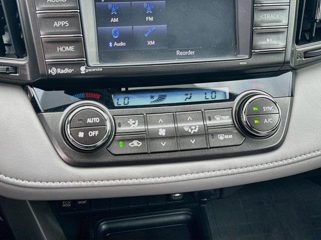 Used 2014 Toyota RAV4 XLE AWD/4WD image 15