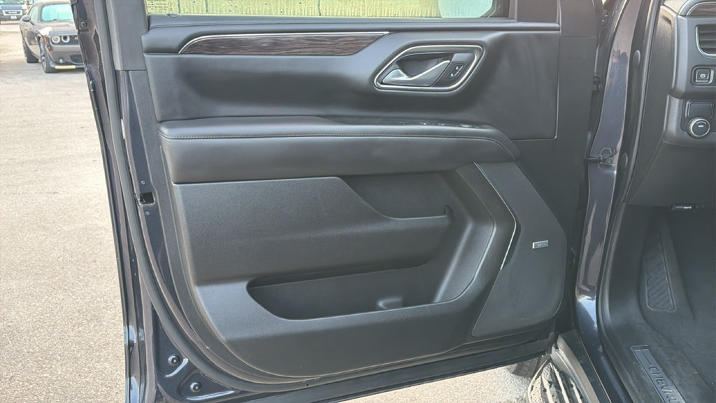 Used 2023 Chevrolet Tahoe LT RWD image 10
