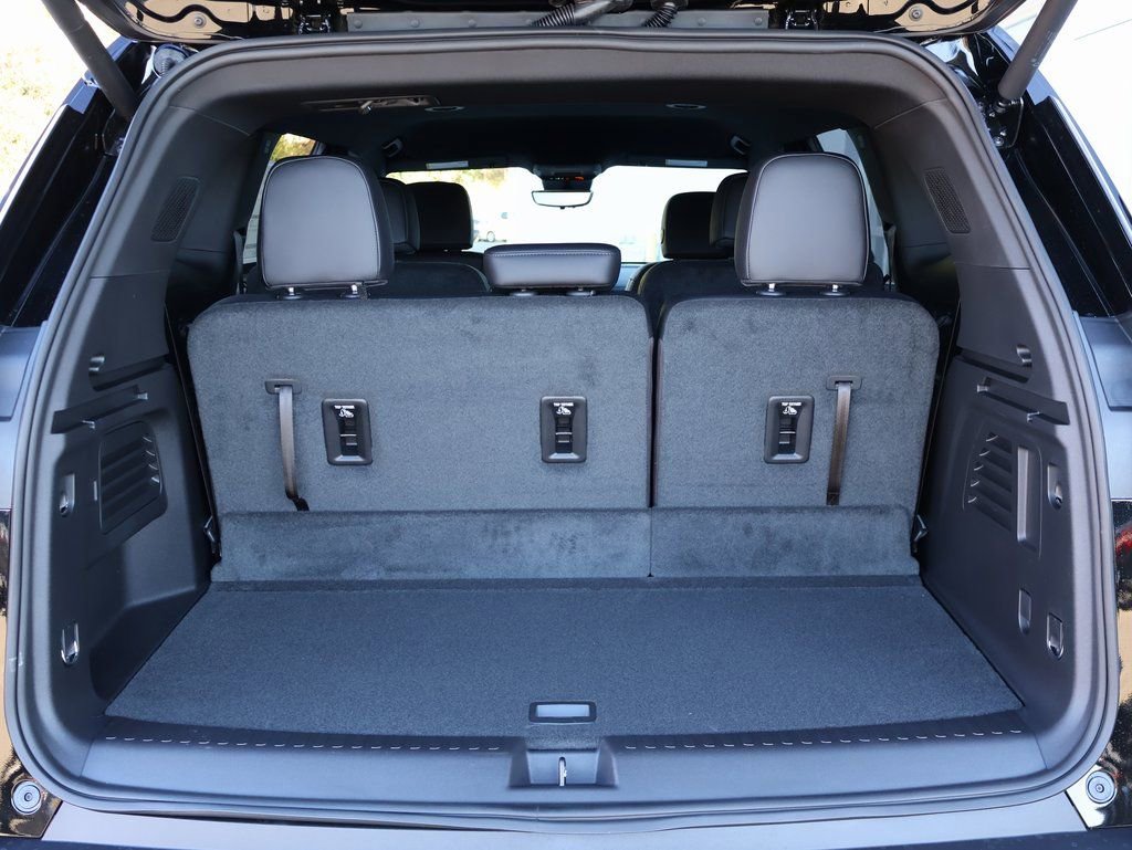 New 2026 GMC Acadia Elevation w/ Black Edition AWD/4WD image 30