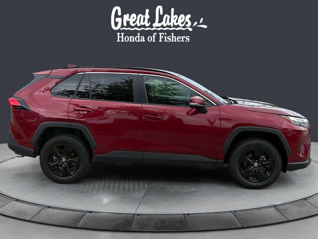 Used 2025 Toyota RAV4 XLE AWD/4WD image 6