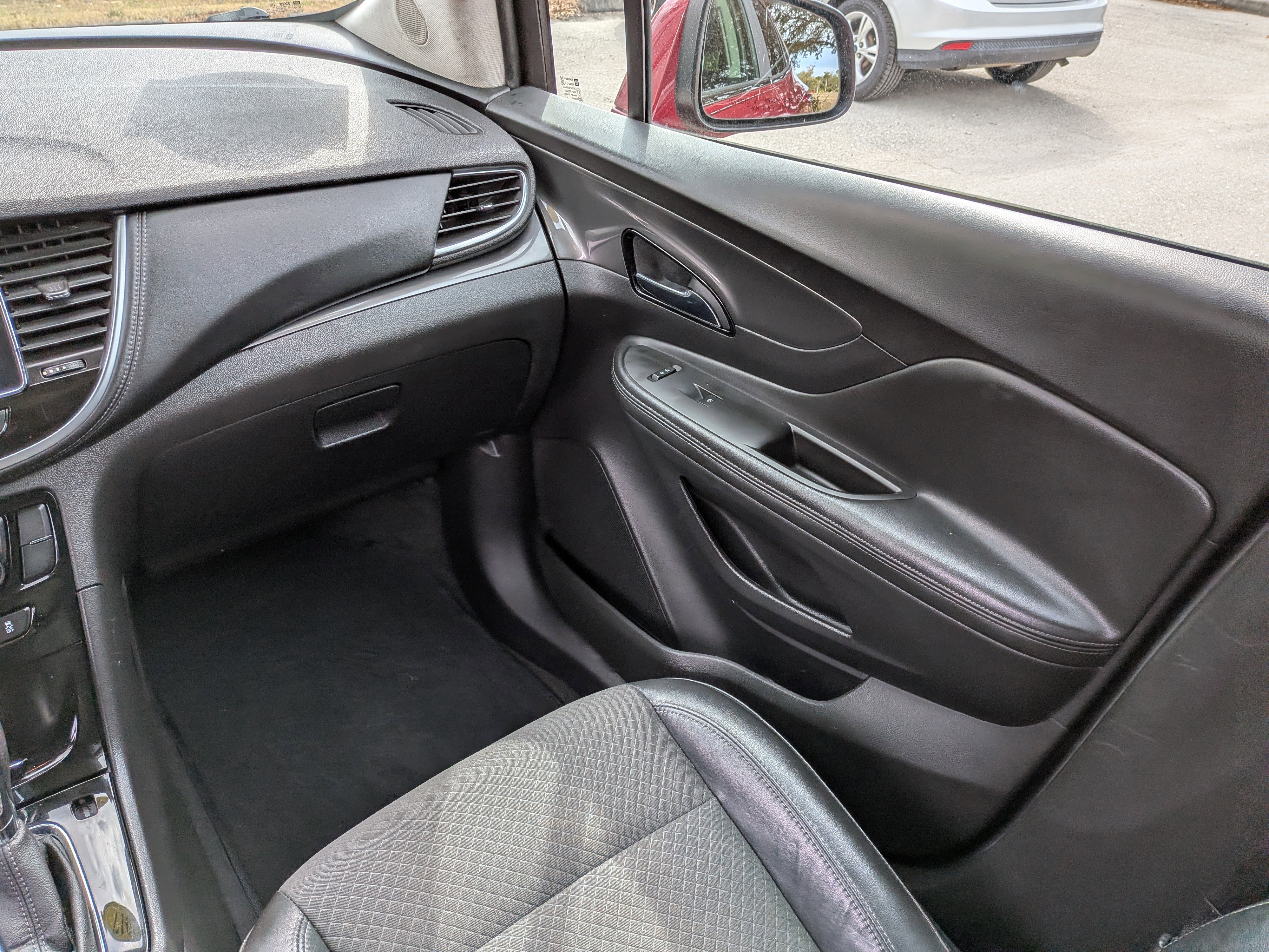 Used 2017 Buick Encore Preferred image 18