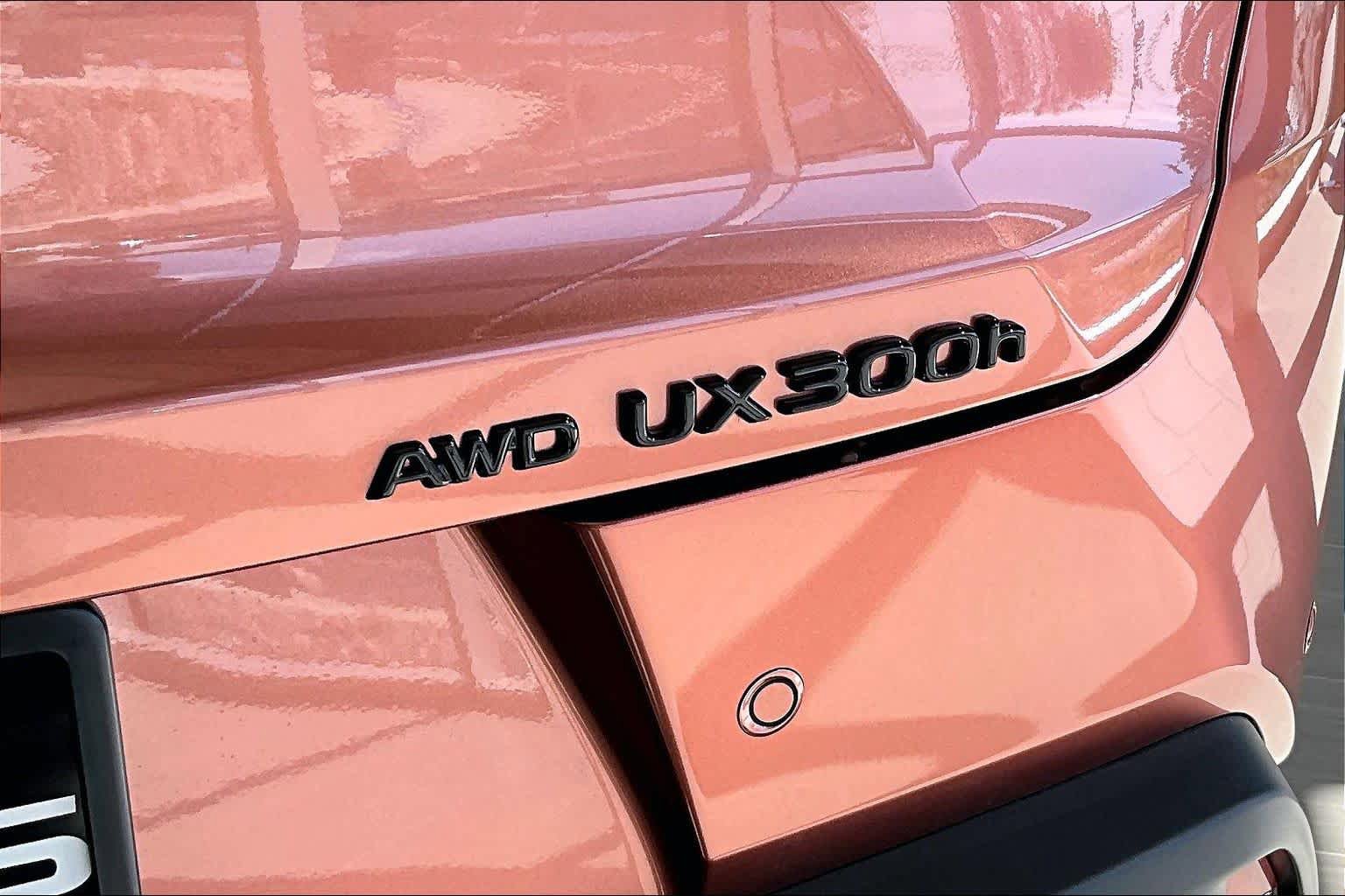New 2026 Lexus UX 300h AWD image 15