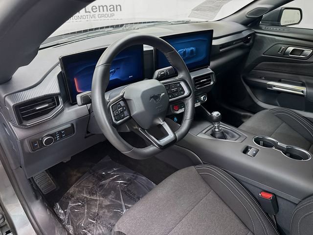 Used 2025 Ford Mustang GT image 9