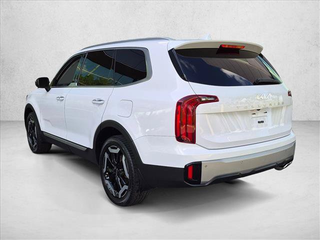 Used 2023 Kia Telluride S FWD image 8