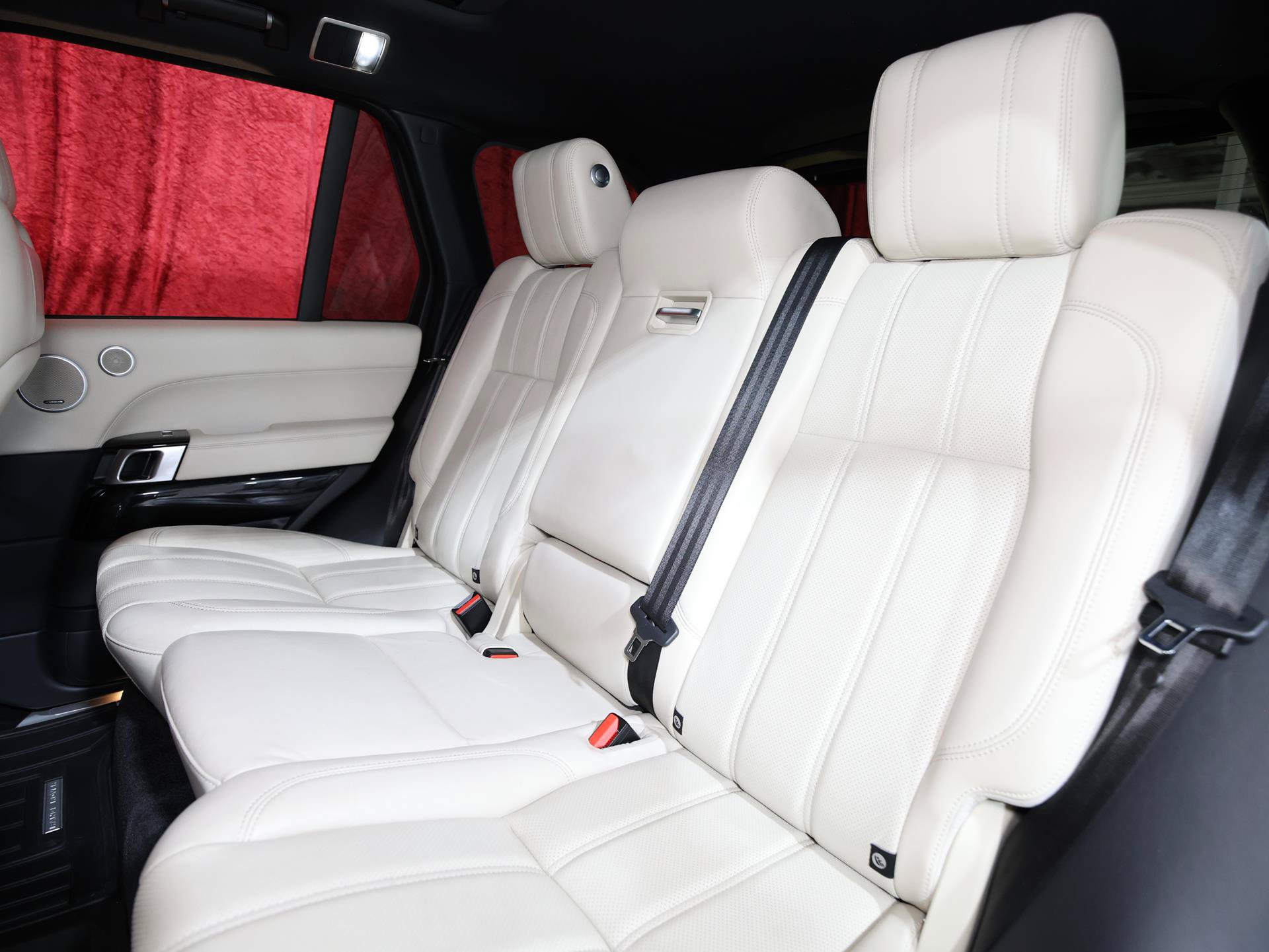 Used 2016 Land Rover Range Rover HSE AWD/4WD image 14