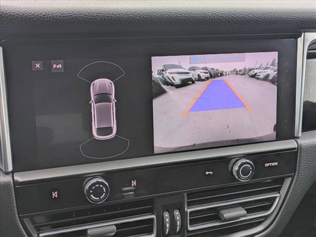 Used 2022 Porsche Macan image 13